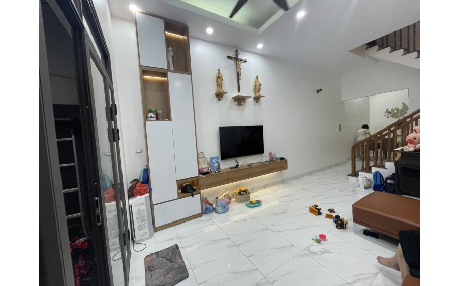 CHỦ CẦN BÁN GẤP NHÀ HỒ TÙNG MẬU - NGÕ Ô TÔ - 5 TẦNG - GIÁ CỰC MỀM